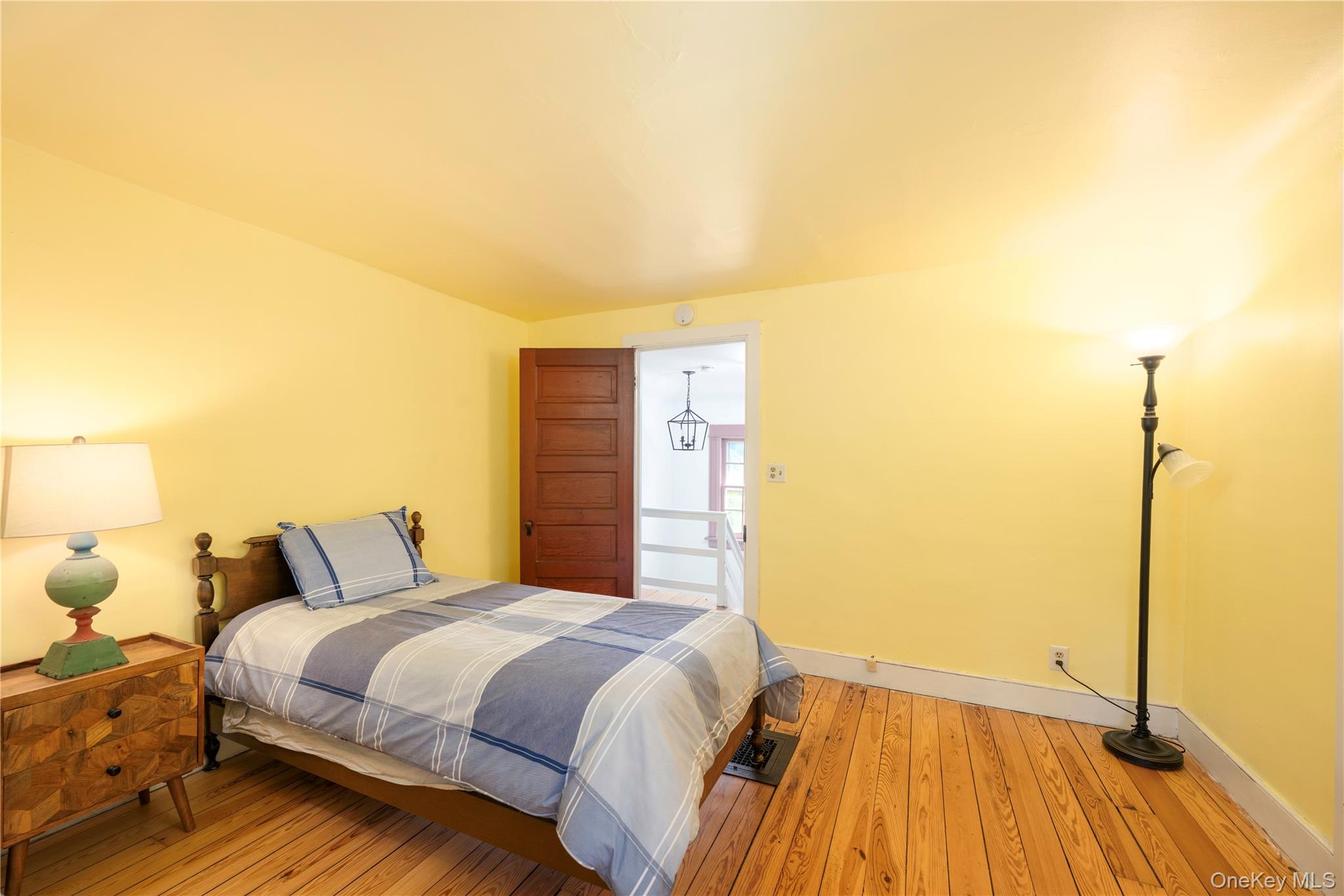 21 Barnard Avenue Property Photo 23