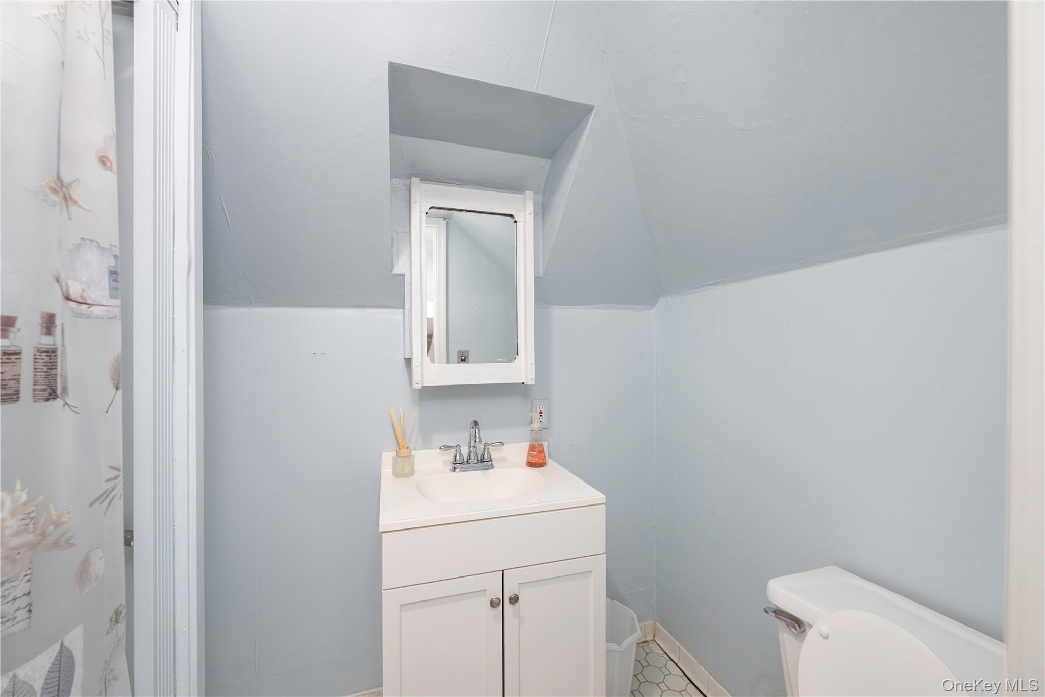 21 Barnard Avenue Property Photo 25