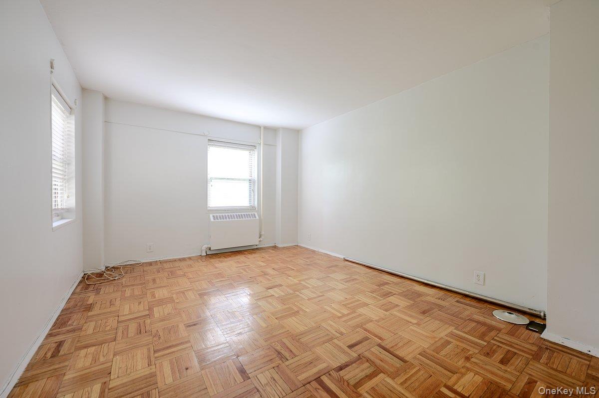 3 Fordham Hill Oval 5e Property Photo 10
