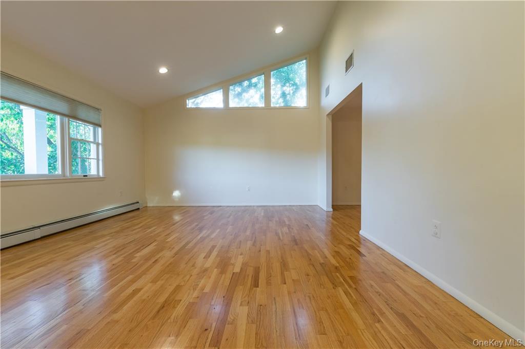39 Bubenko Drive Property Photo 4