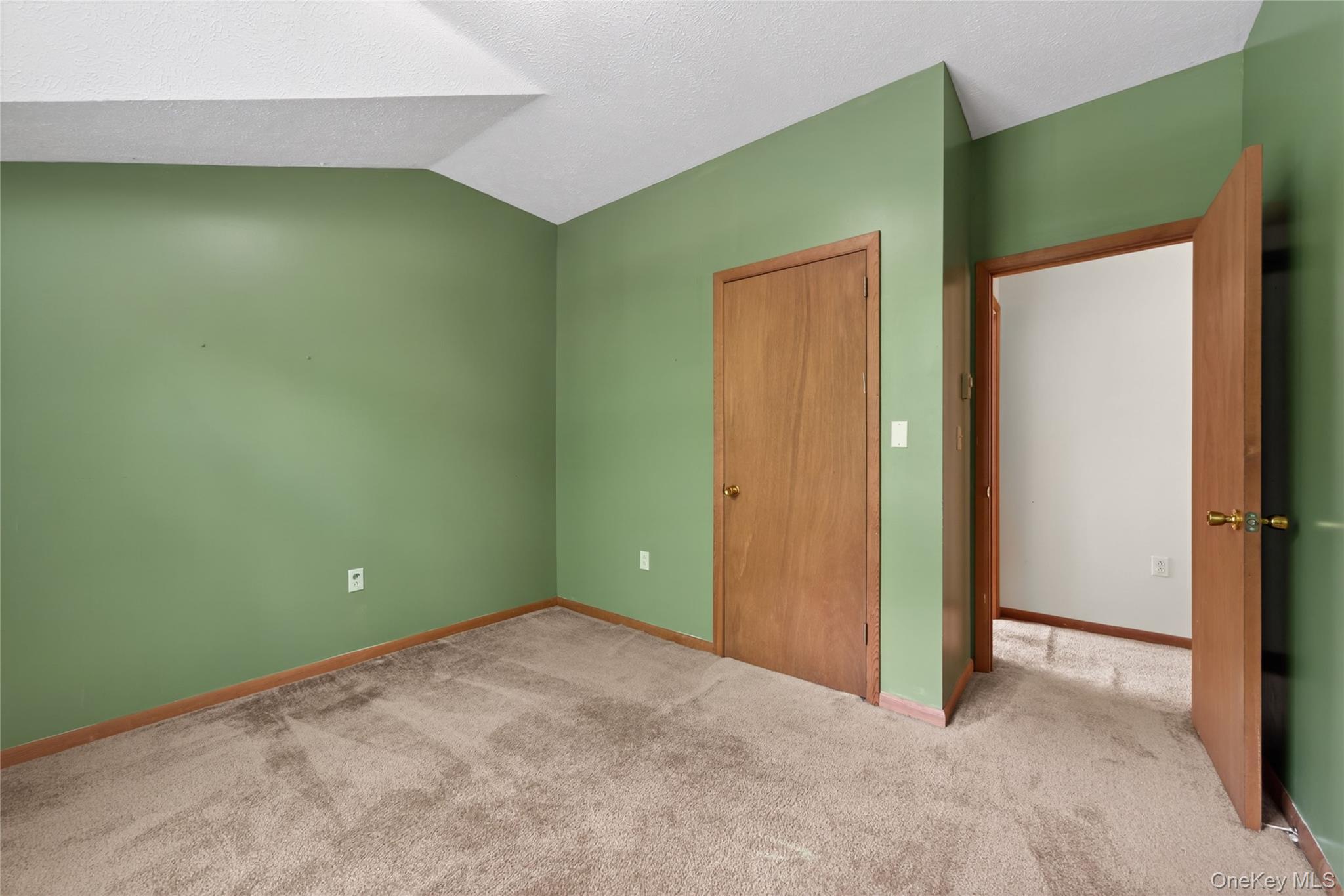 110 Ledgeview Drive Property Photo 29