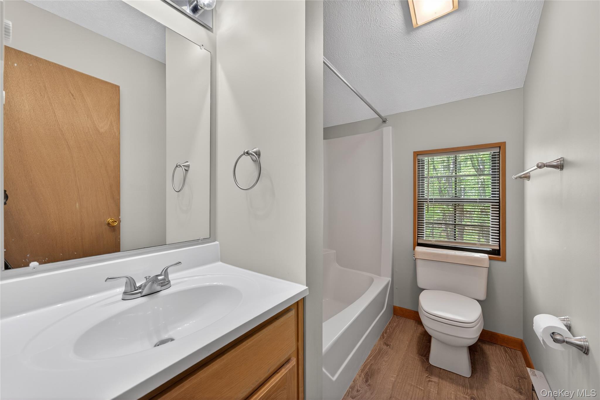 110 Ledgeview Drive Property Photo 32