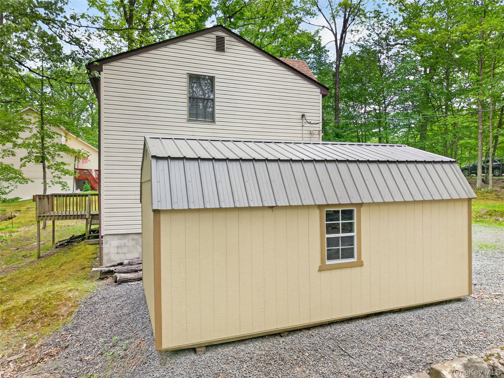 110 Ledgeview Drive Property Photo 39
