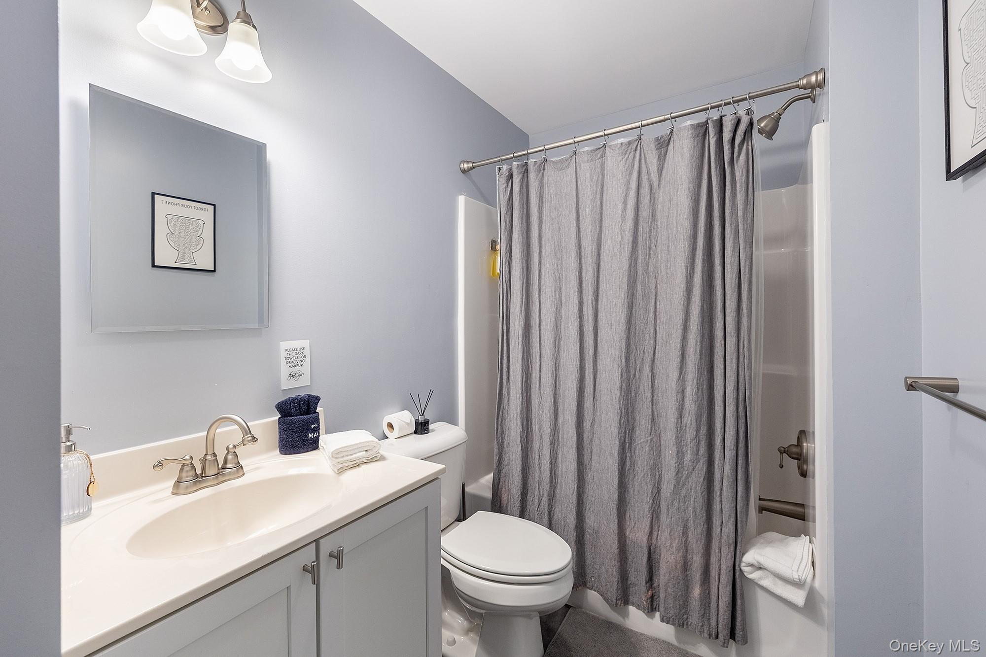 55 Hawley Avenue Property Photo 32