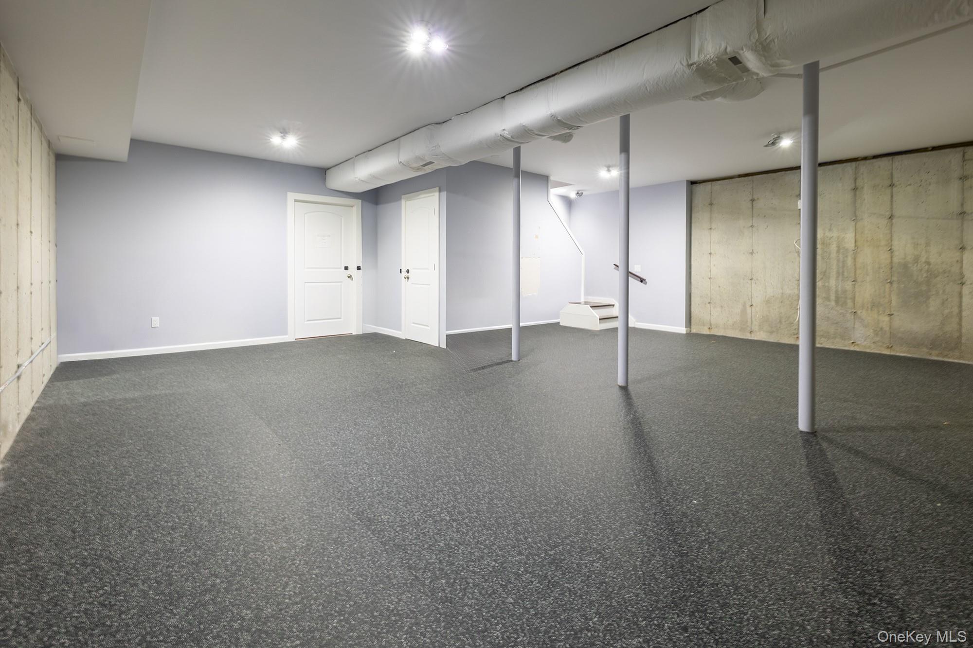 55 Hawley Avenue Property Photo 34