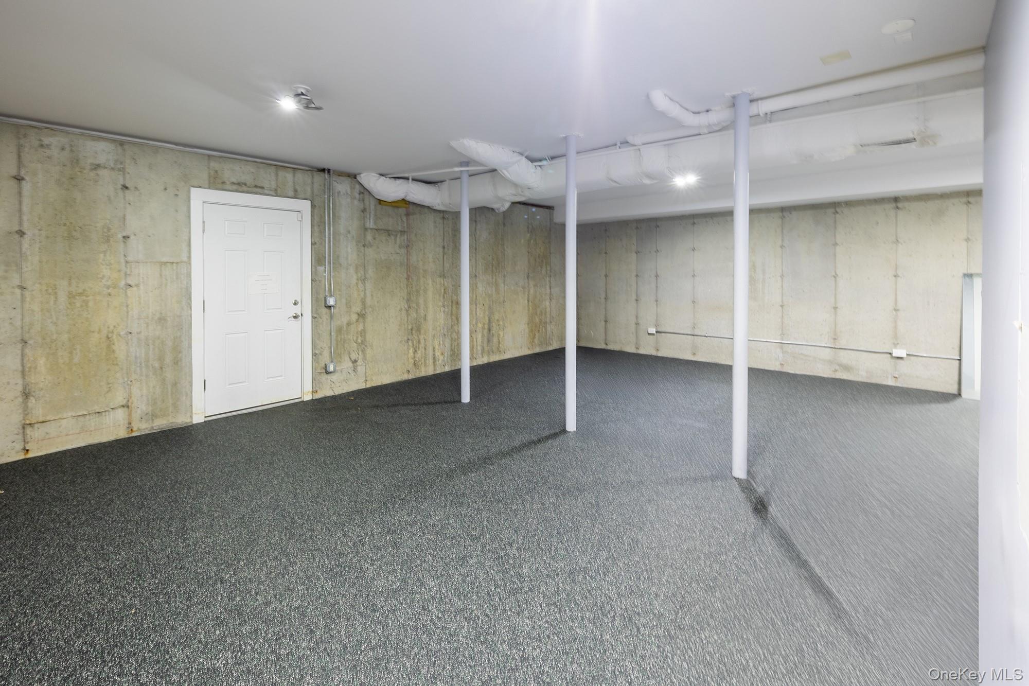 55 Hawley Avenue Property Photo 35