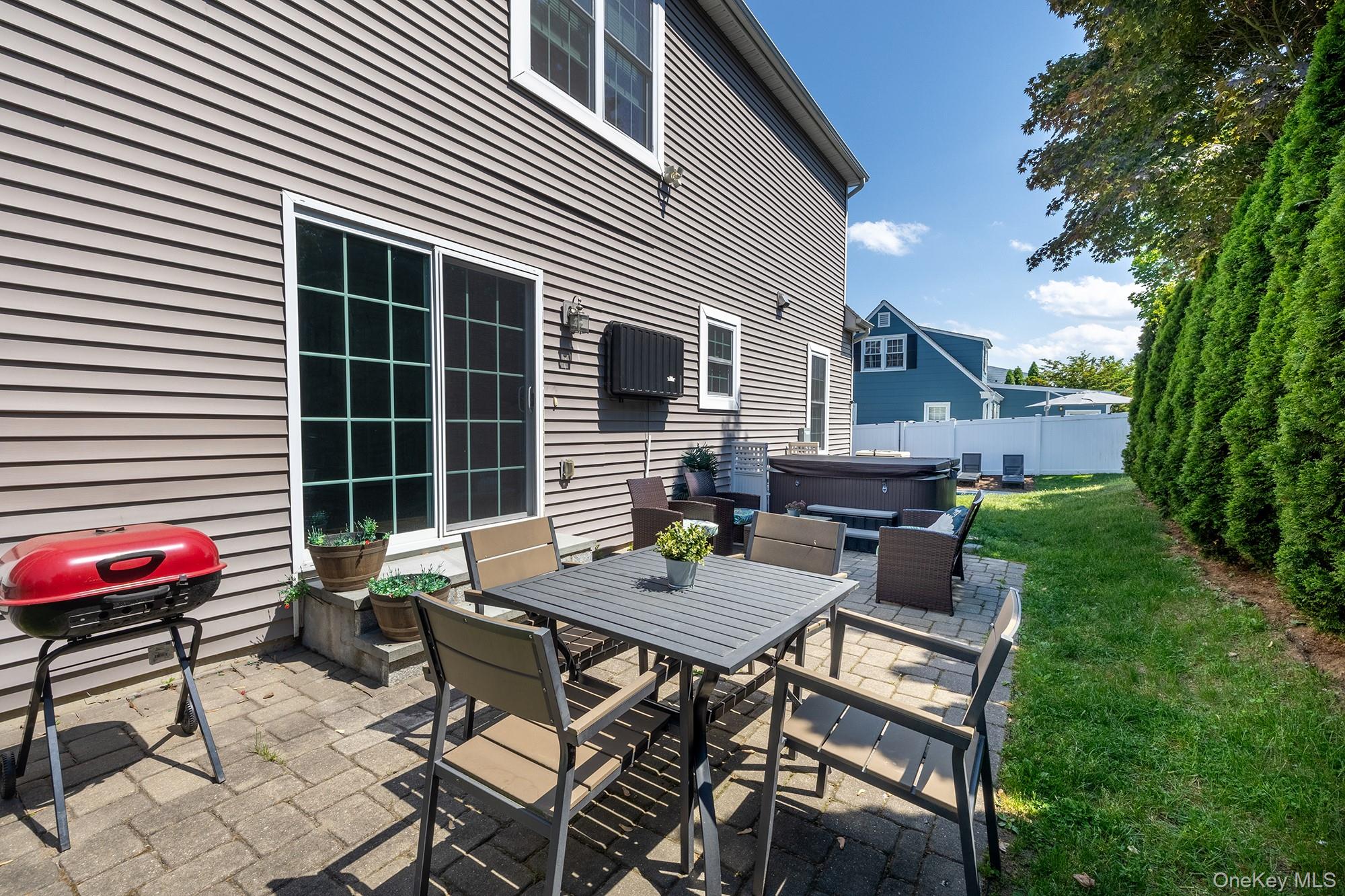 55 Hawley Avenue Property Photo 39
