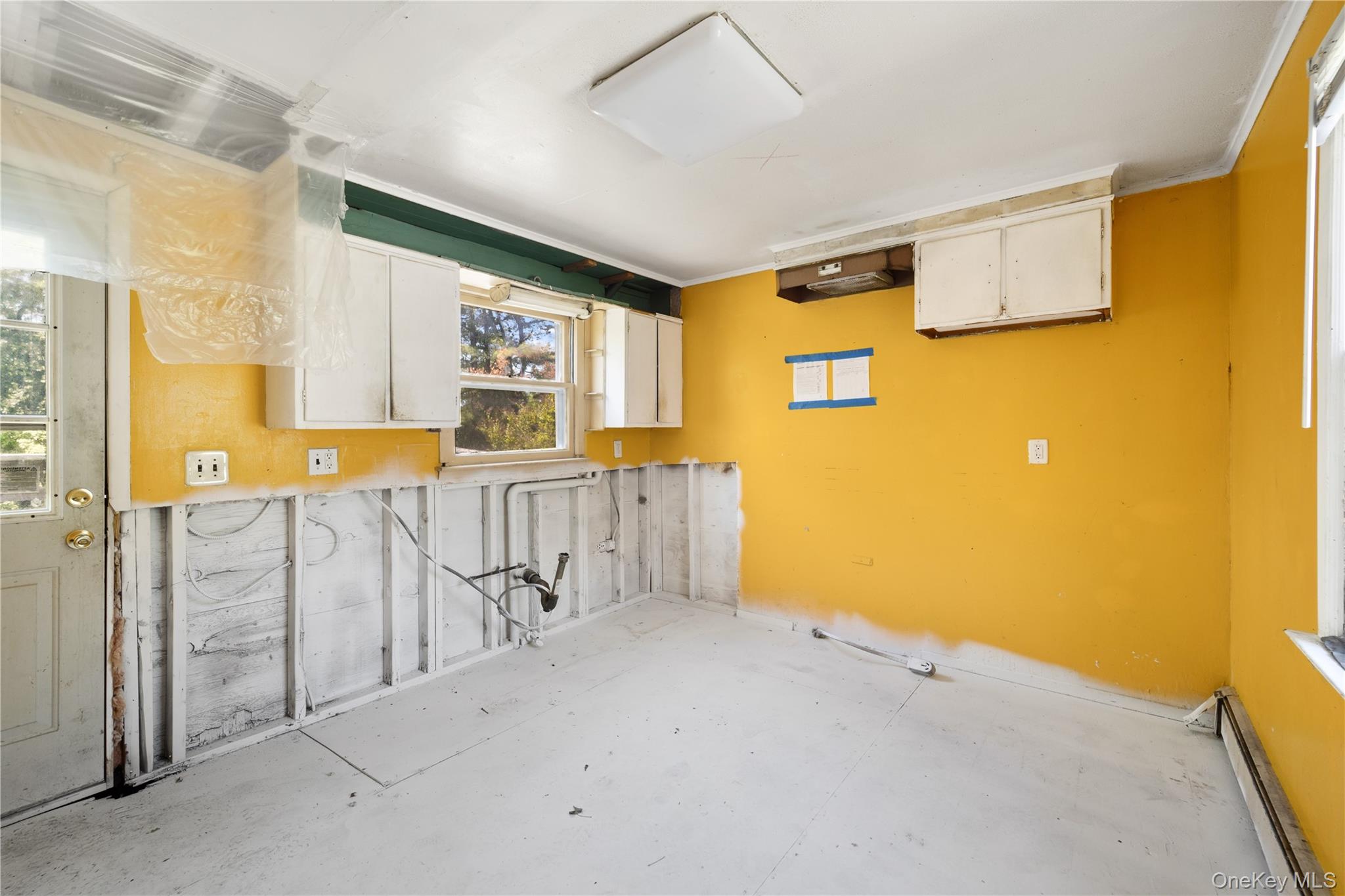 22 N Lawrence Avenue Property Photo 10