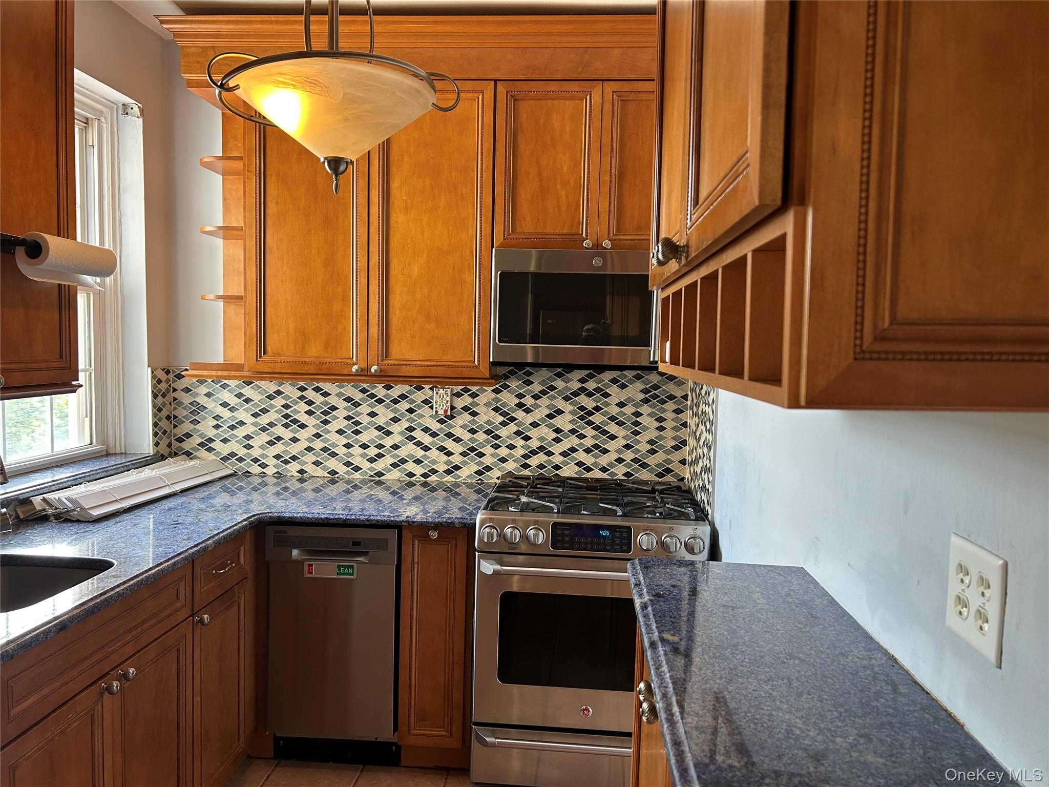230 Central Avenue 3-i Property Photo 11
