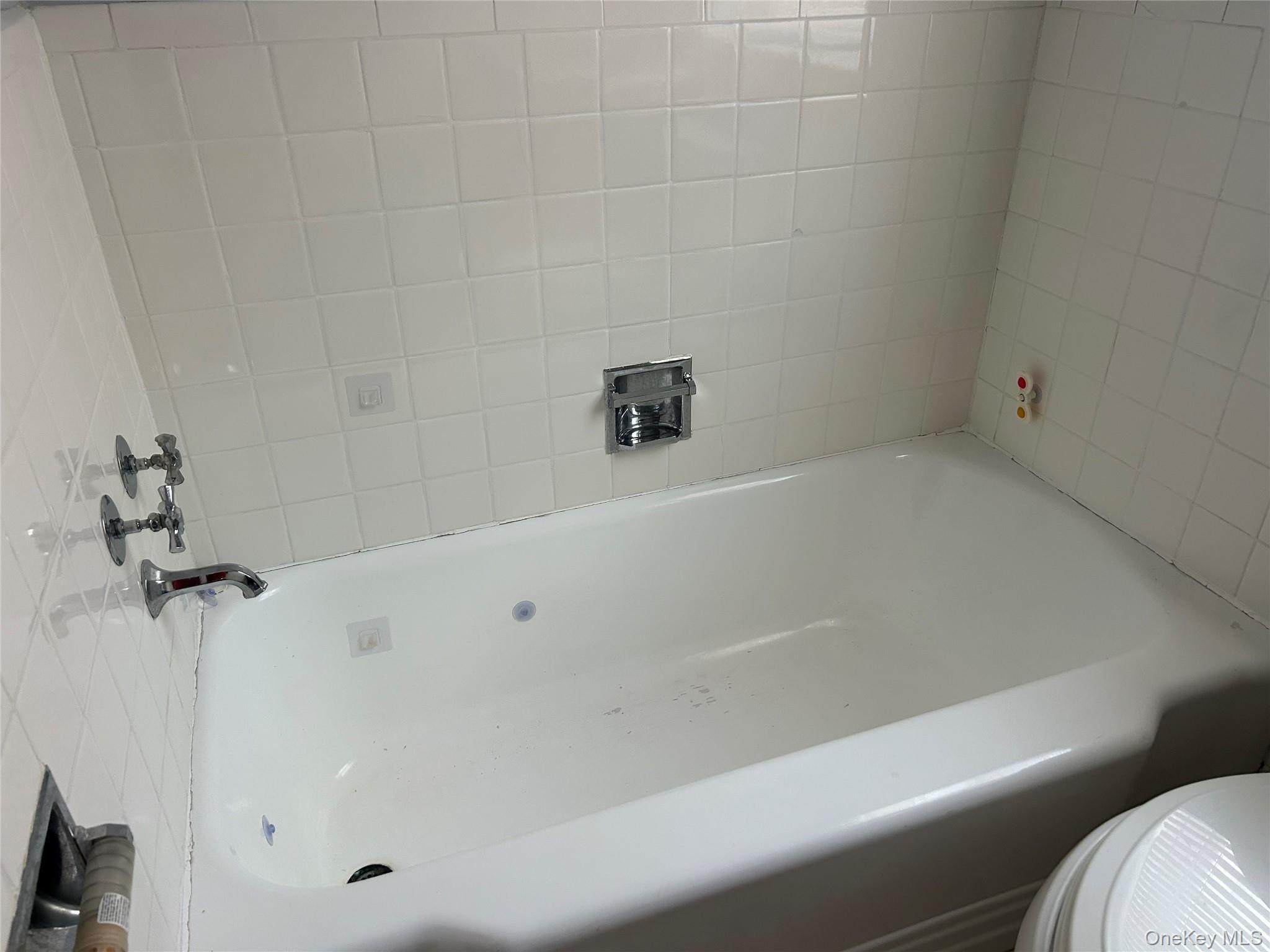 230 Central Avenue 3-i Property Photo 21