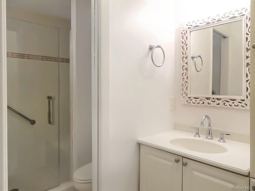300 Livingston Avenue 2a Property Photo 11