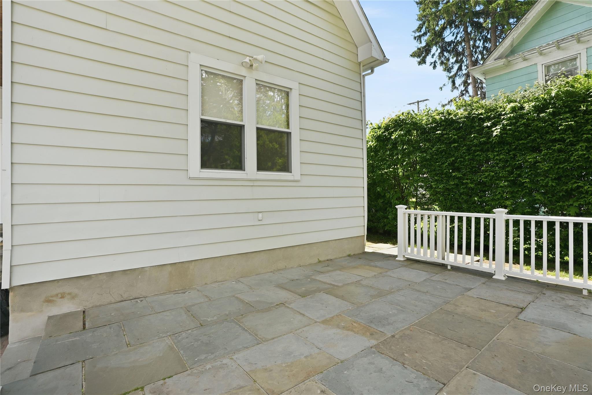 116 Carpenter Avenue Property Photo 24