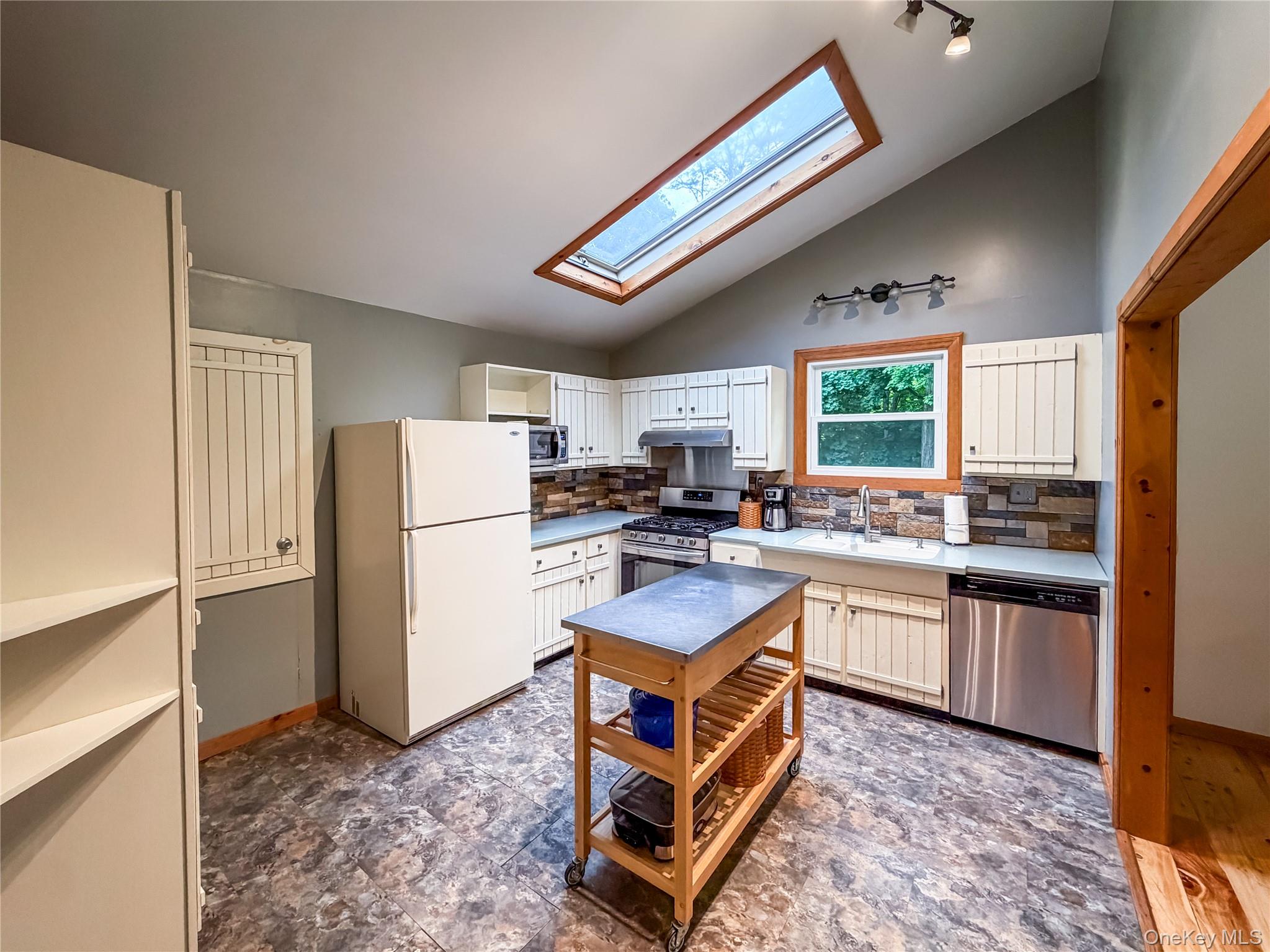12 Chaucer Road Property Photo 11