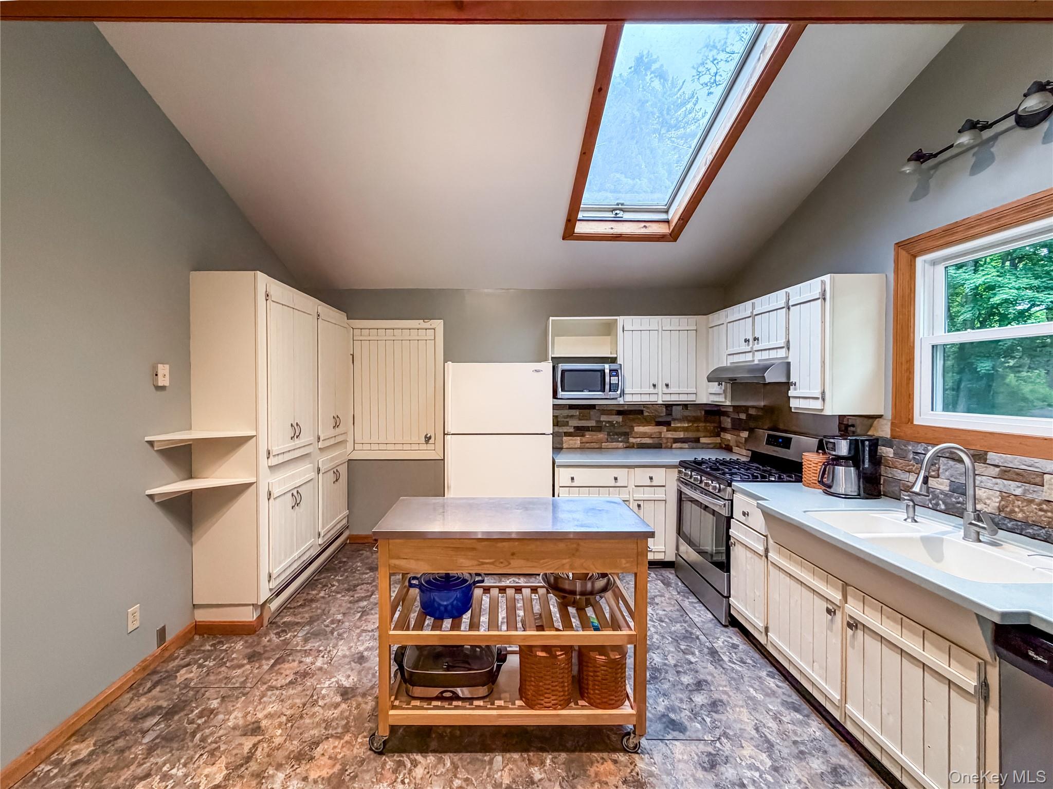 12 Chaucer Road Property Photo 12