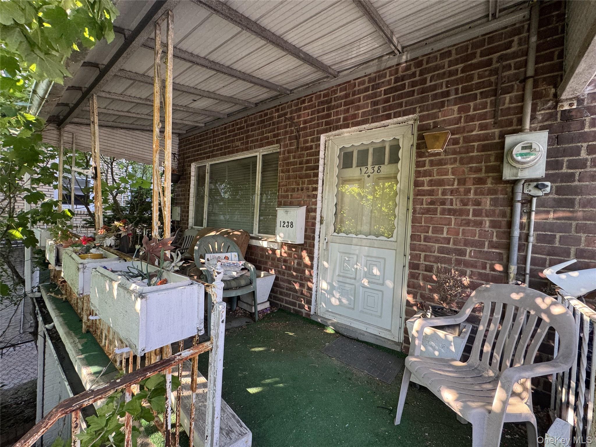 1238 Bradford Avenue Property Photo 1
