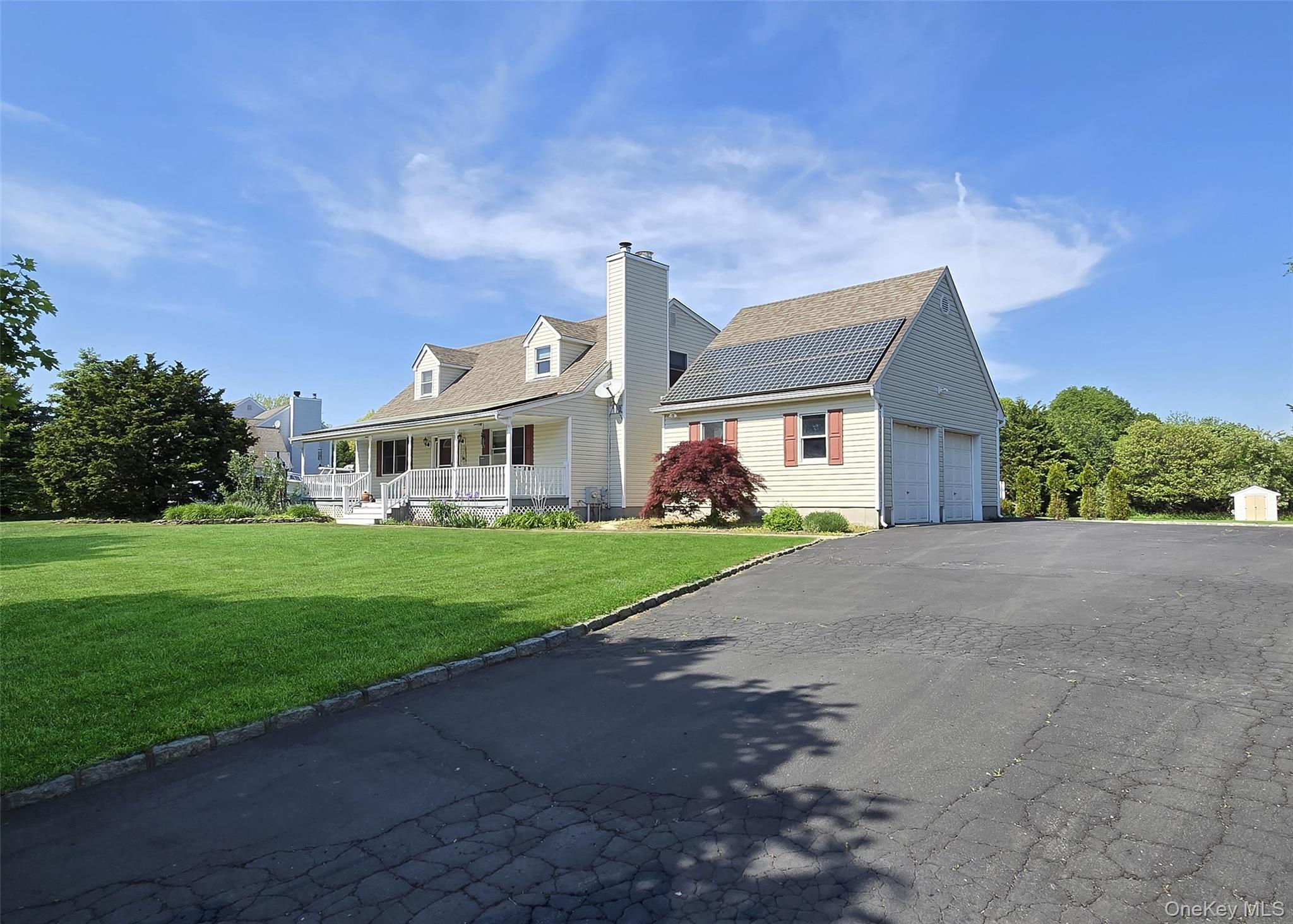 635 Farmveu Road Property Photo 2