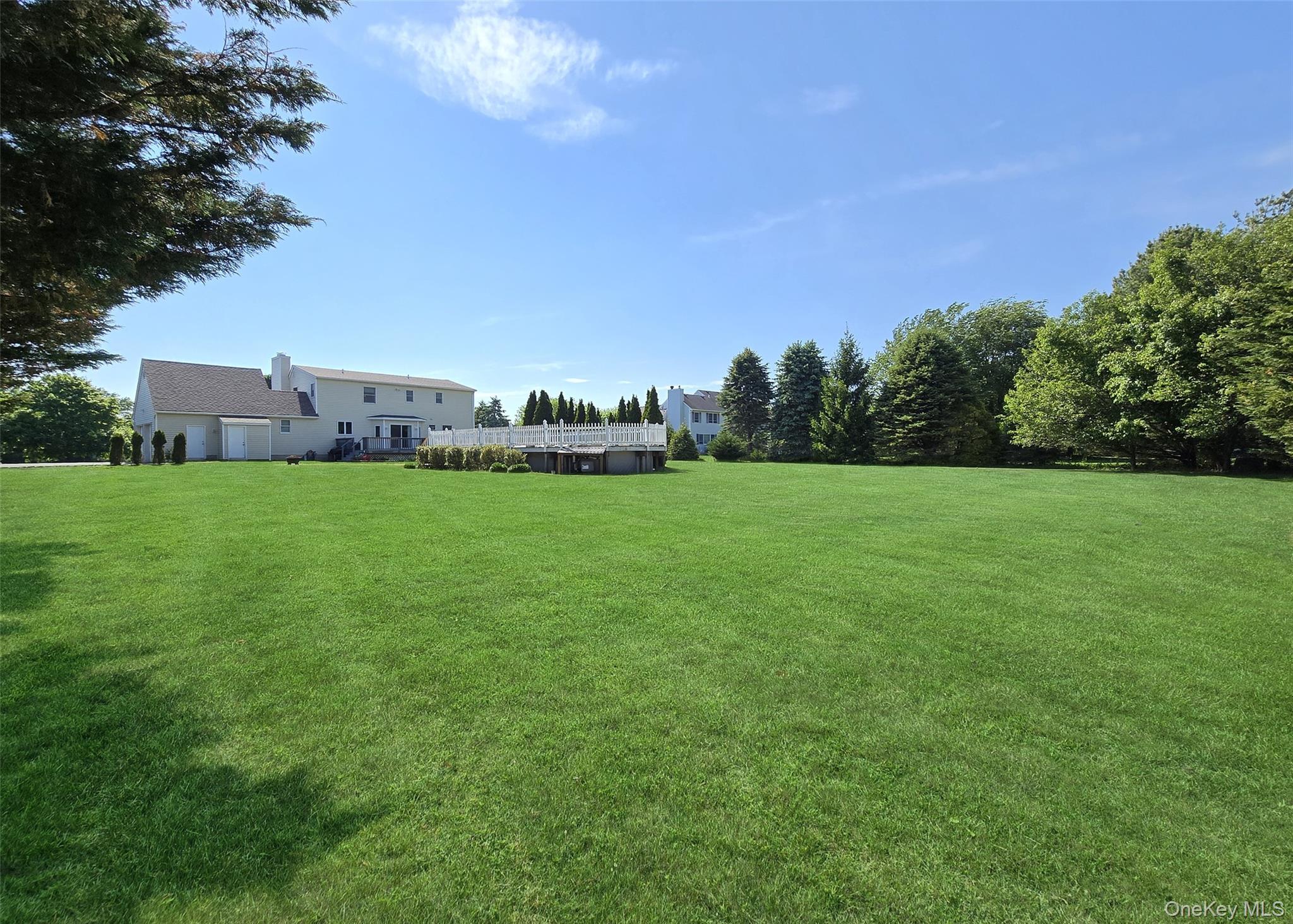 635 Farmveu Road Property Photo 6