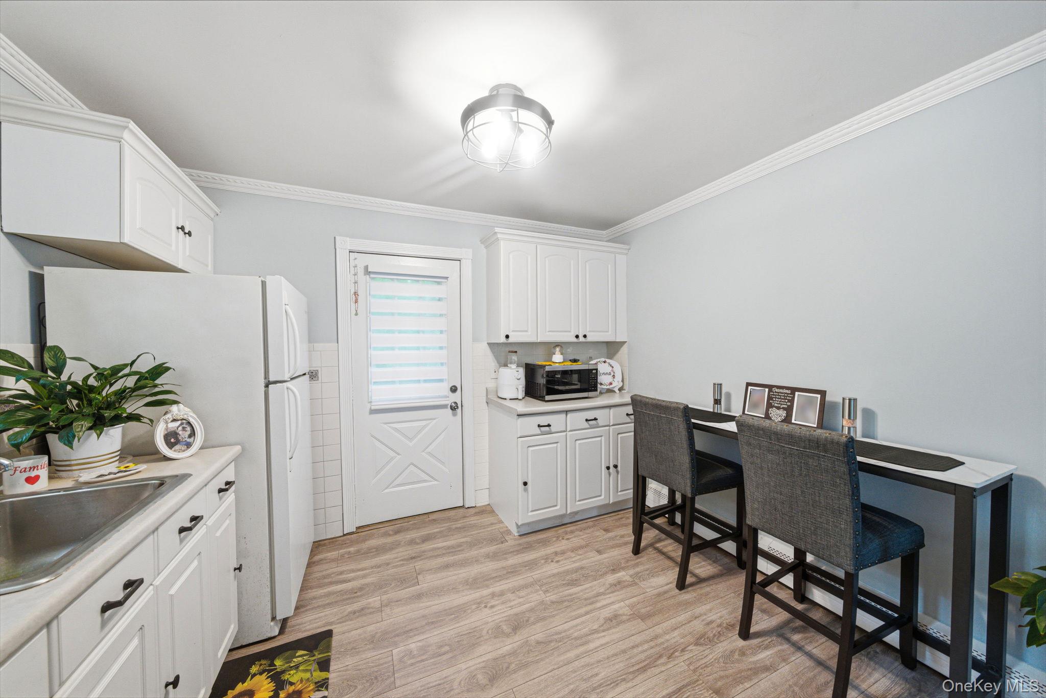 411 Glen Drive Property Photo 12