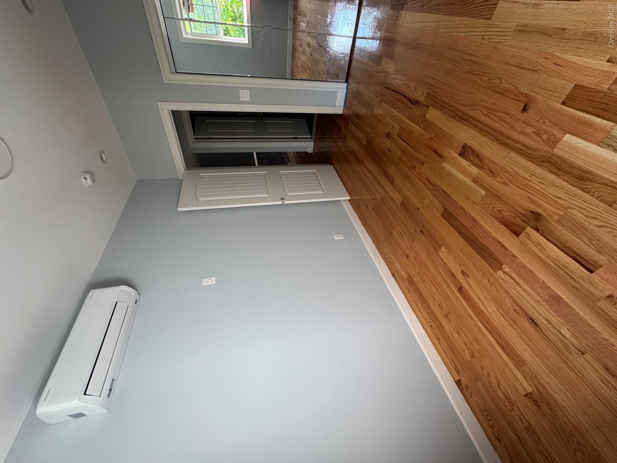 452 Glenmore Avenue Property Photo 14