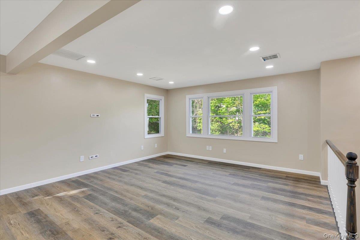 513 Canada Street Property Photo 7