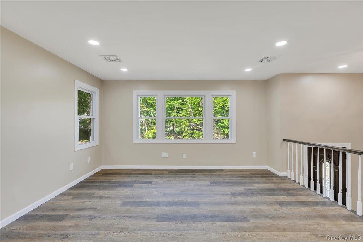 513 Canada Street Property Photo 11
