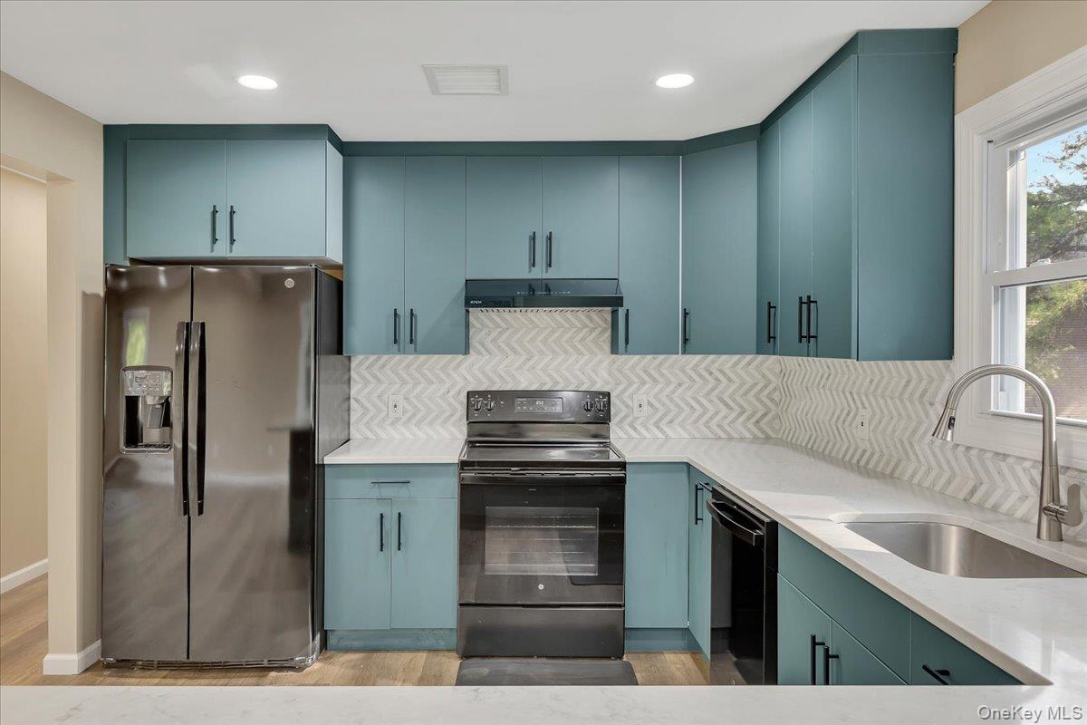 513 Canada Street Property Photo 22