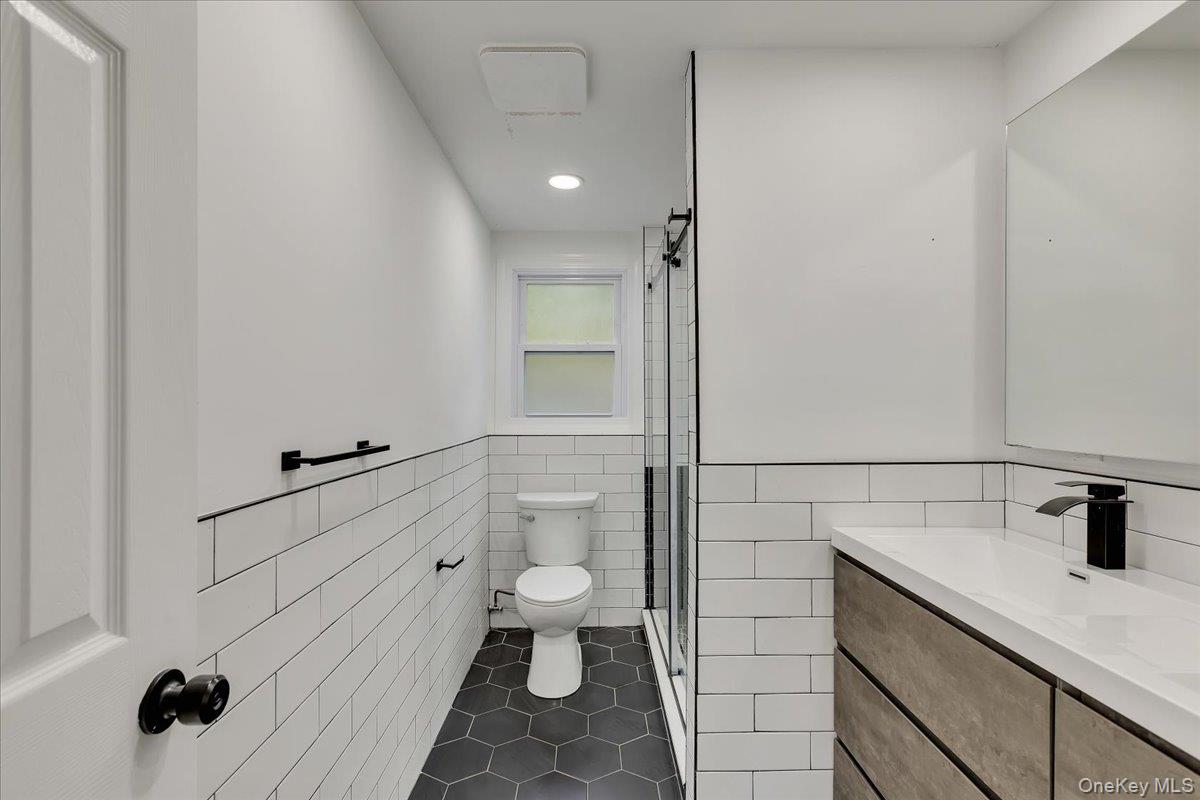513 Canada Street Property Photo 39