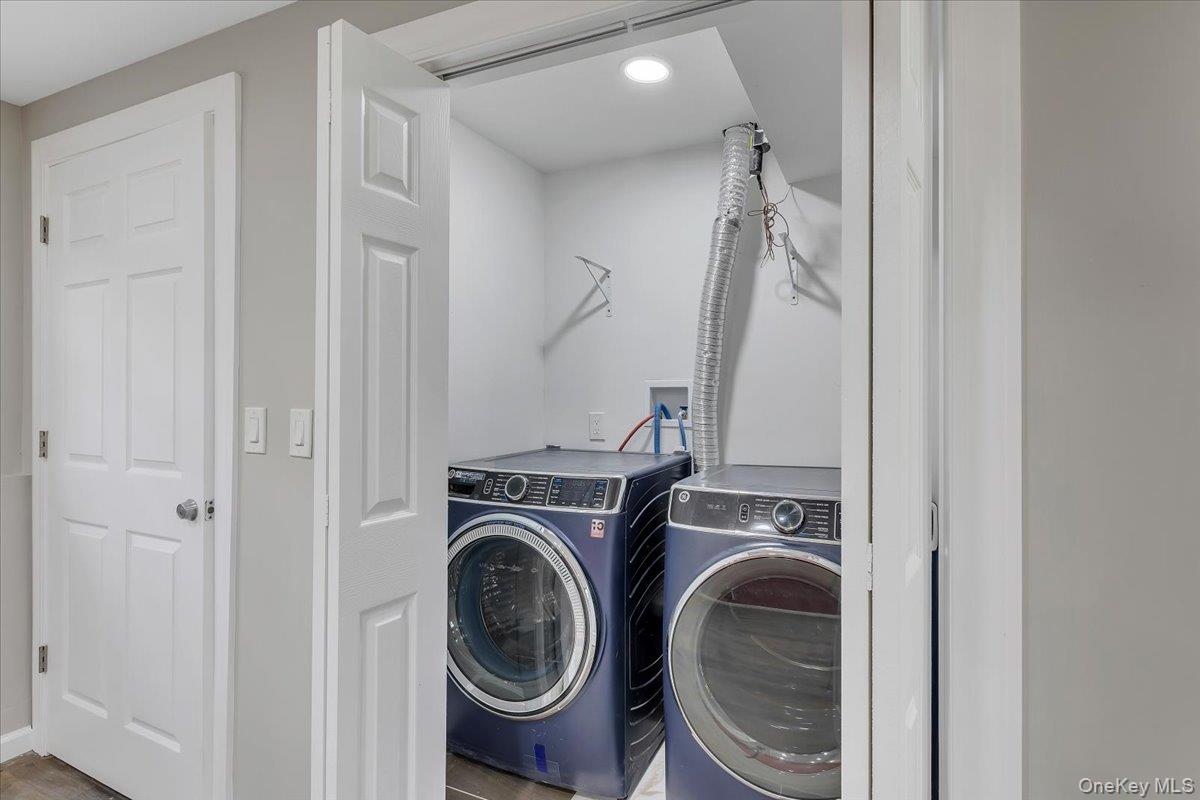 513 Canada Street Property Photo 42