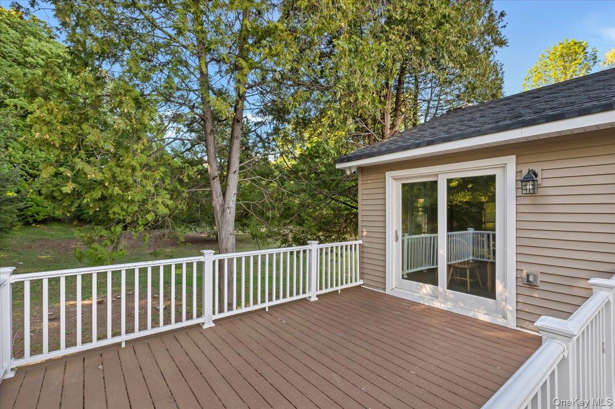 513 Canada Street Property Photo 44