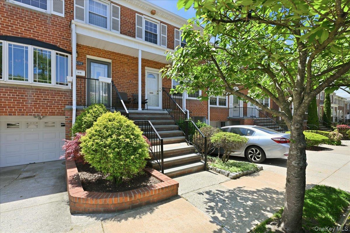 6369 Douglaston Parkway 56 Property Photo 3