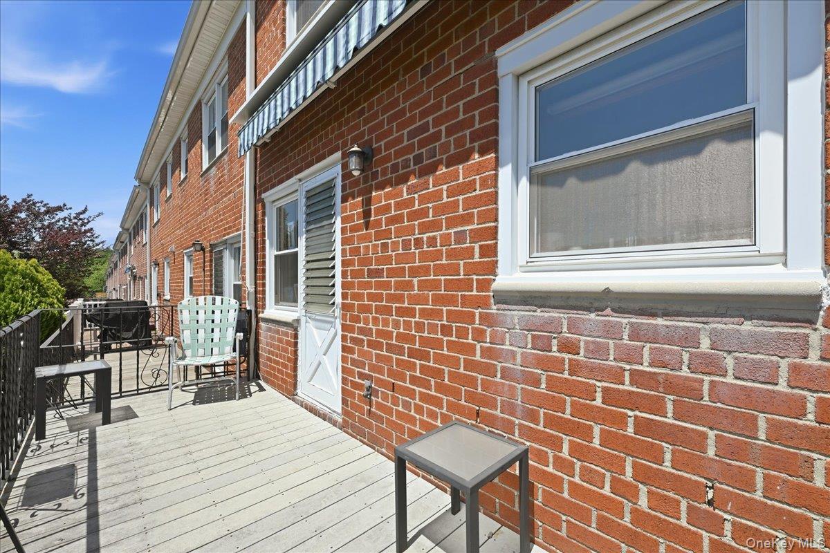 6369 Douglaston Parkway 56 Property Photo 23