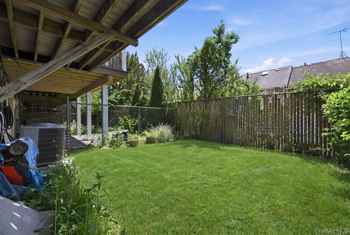 6369 Douglaston Parkway 56 Property Photo 24