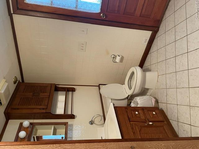 100 Decker Road 2 Property Photo 31