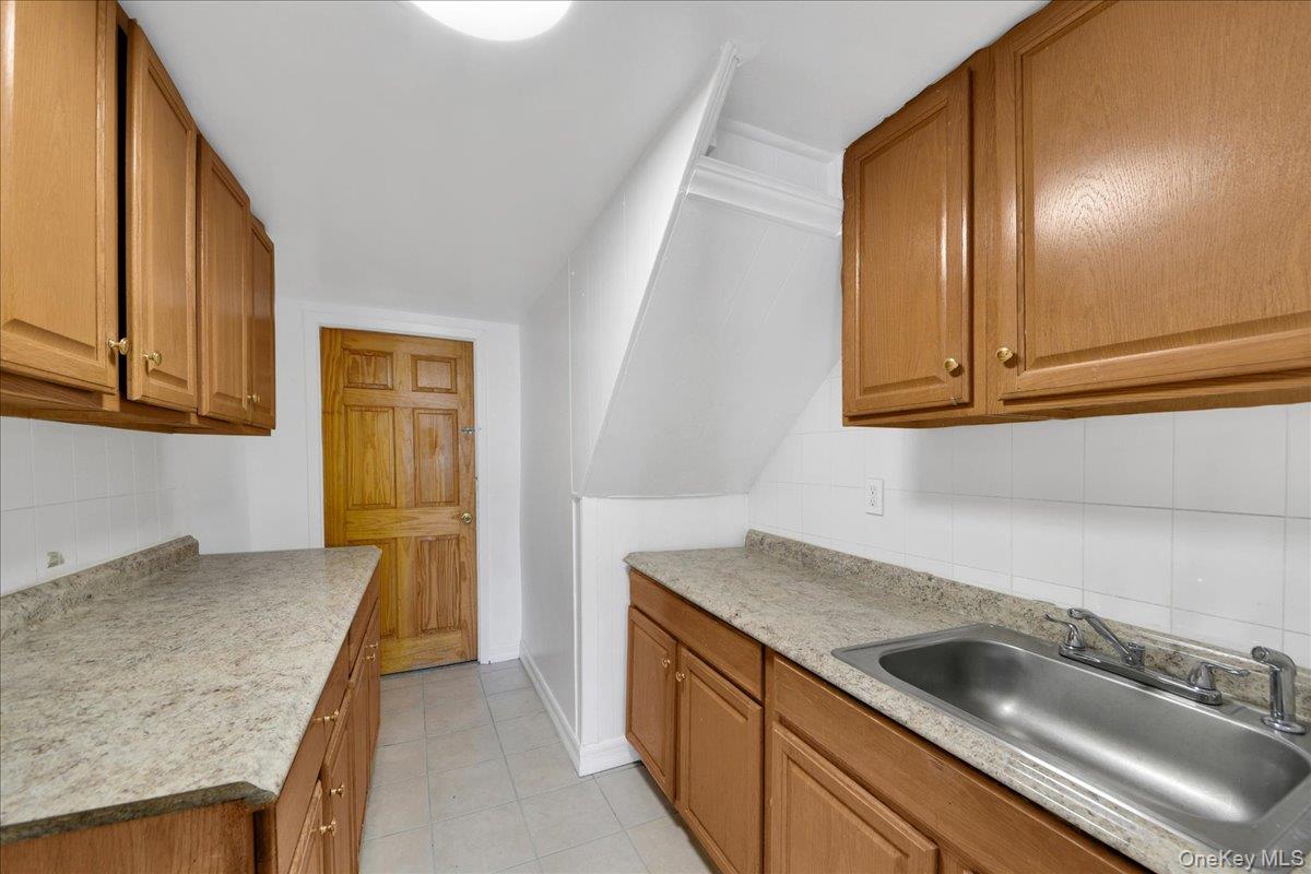 2930 Dudley Avenue Property Photo 21
