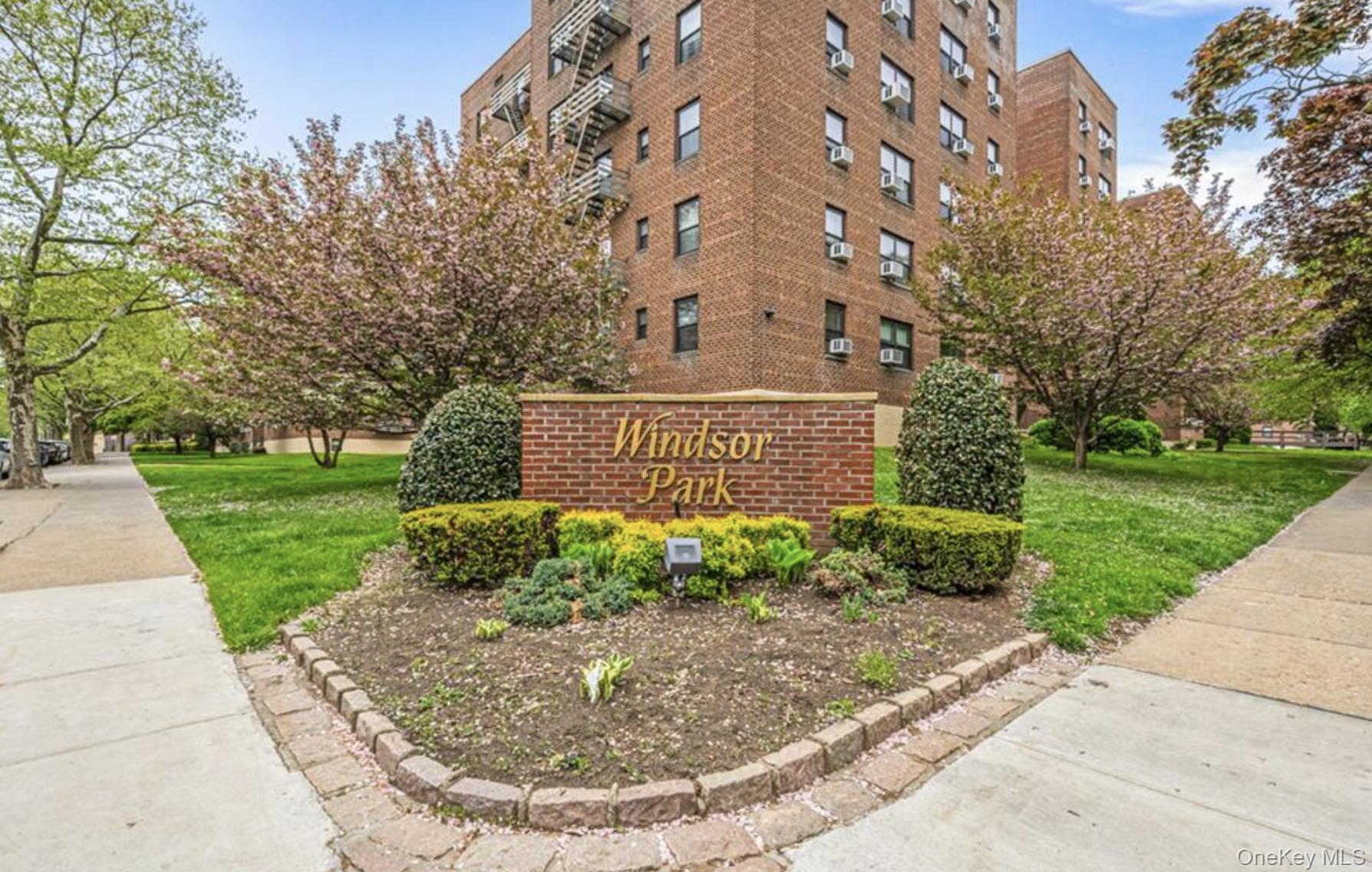 75-08 Bell Boulevard 3L Property Photo 1