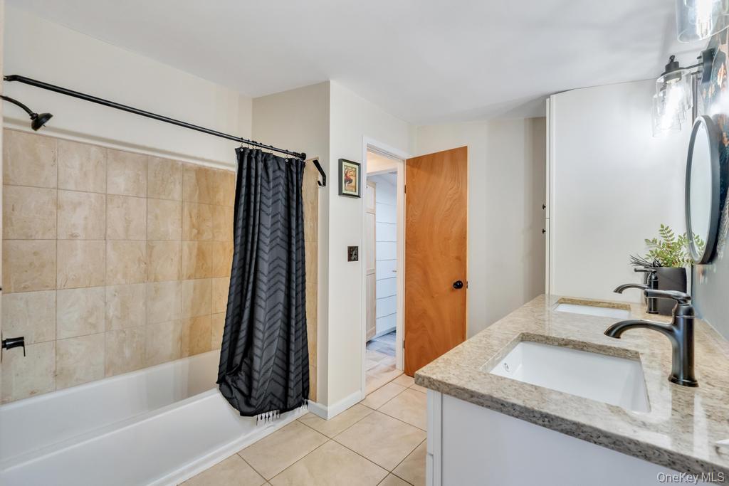 18 Richmond Hill Road Property Photo 24