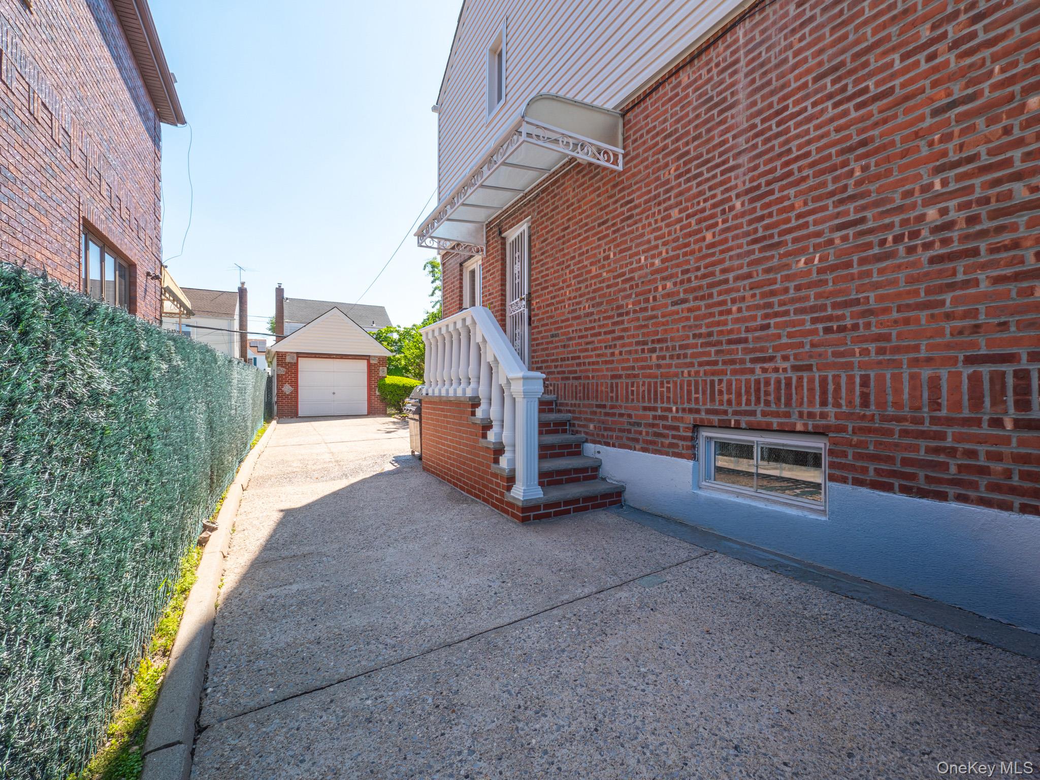 76-11 173rd Street Property Photo 32