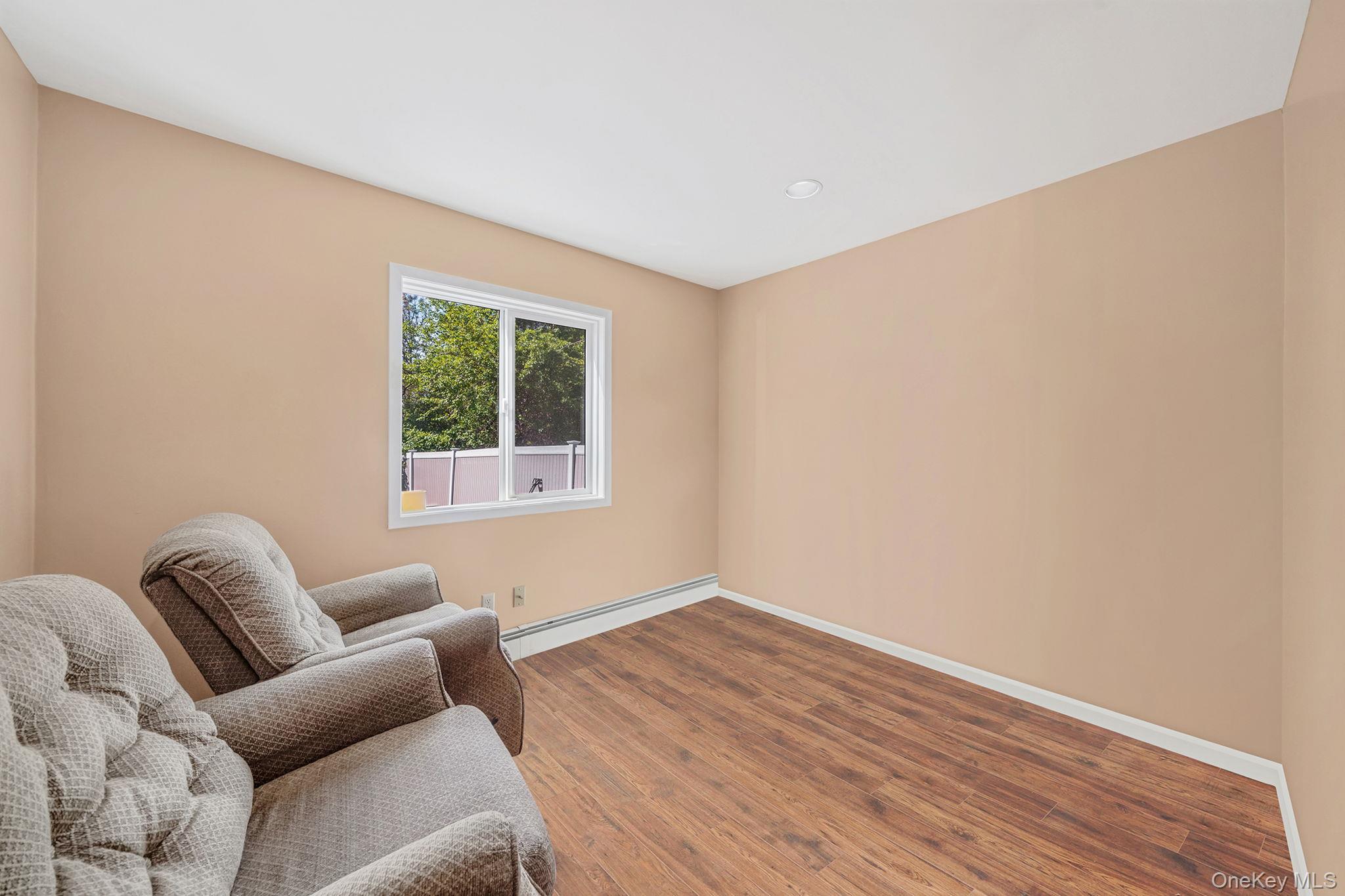 6 Sachem Court Property Photo 16