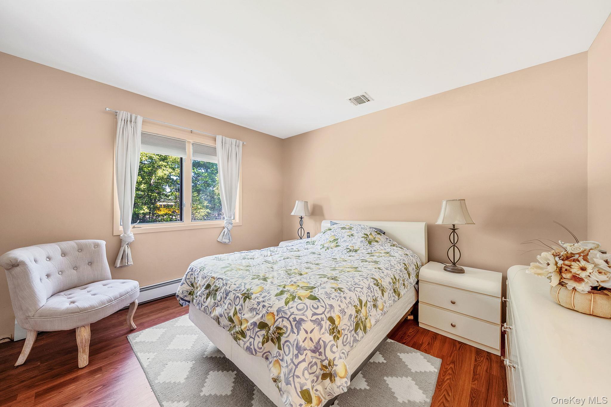 6 Sachem Court Property Photo 22