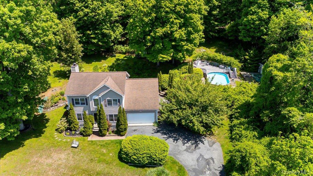 104 Wiccopee Road Property Photo 2