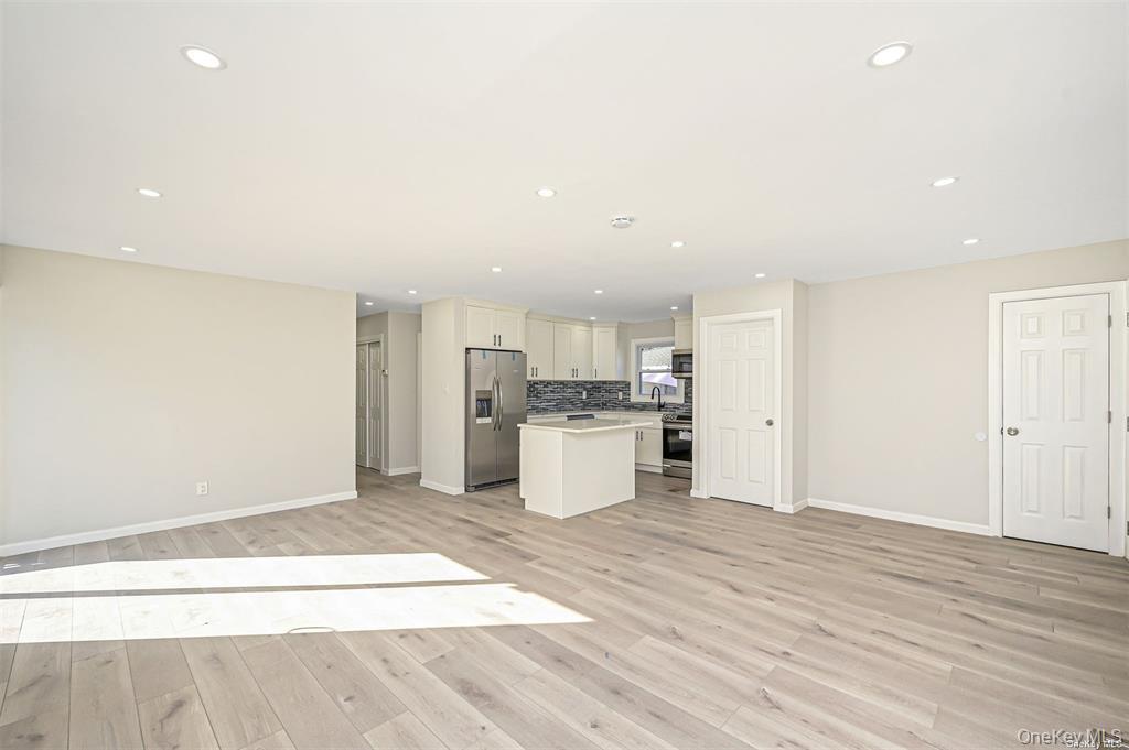180 Park Avenue Property Photo 2