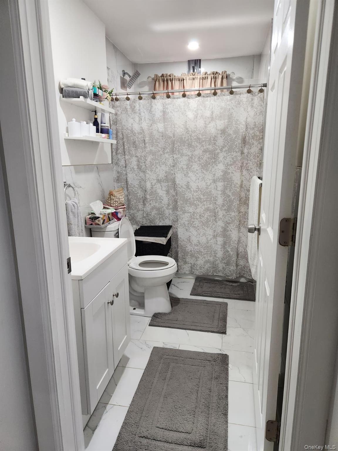 180 Park Avenue Property Photo 7