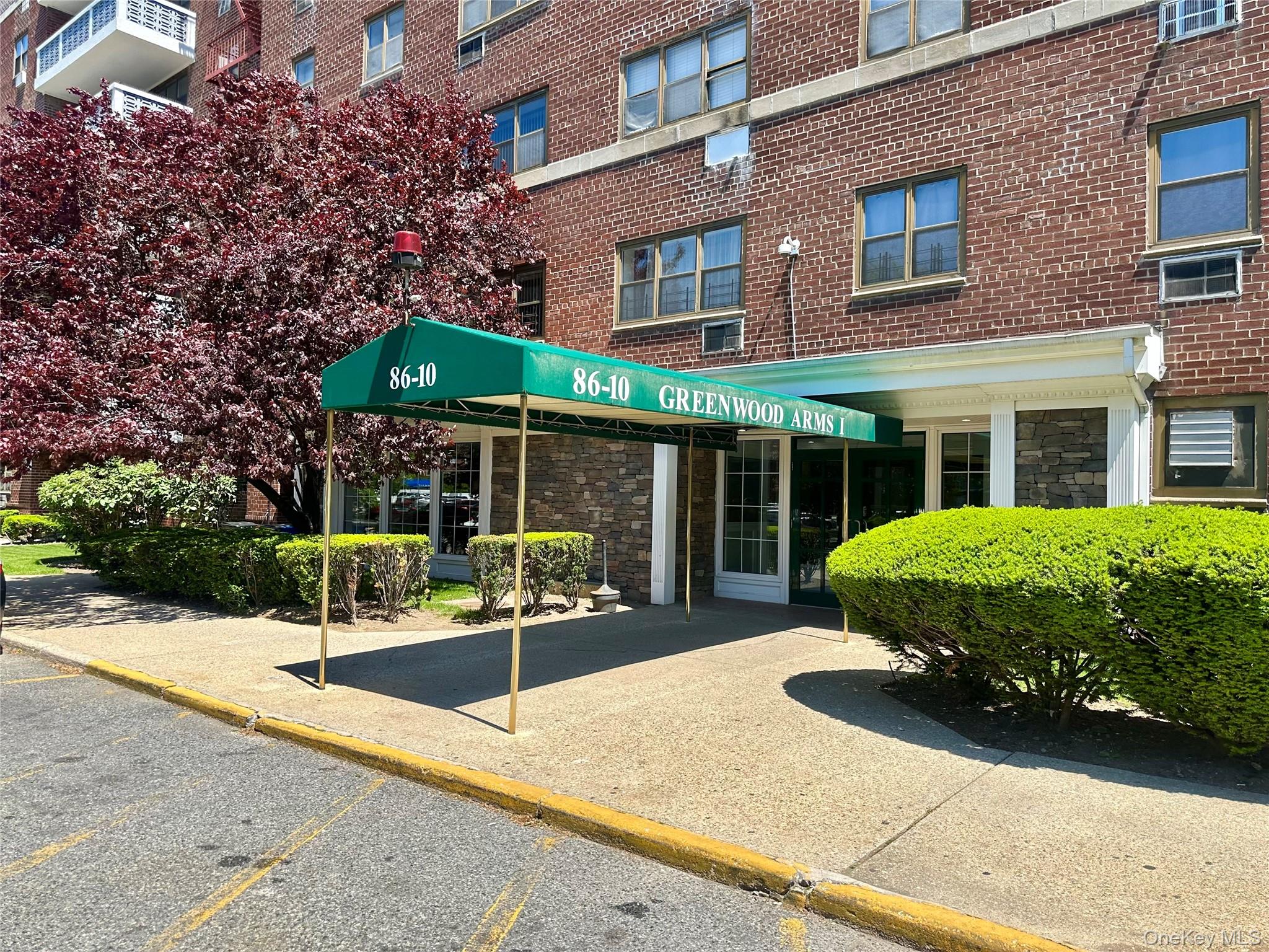 86-10 151st Avenue 3e Property Photo 9