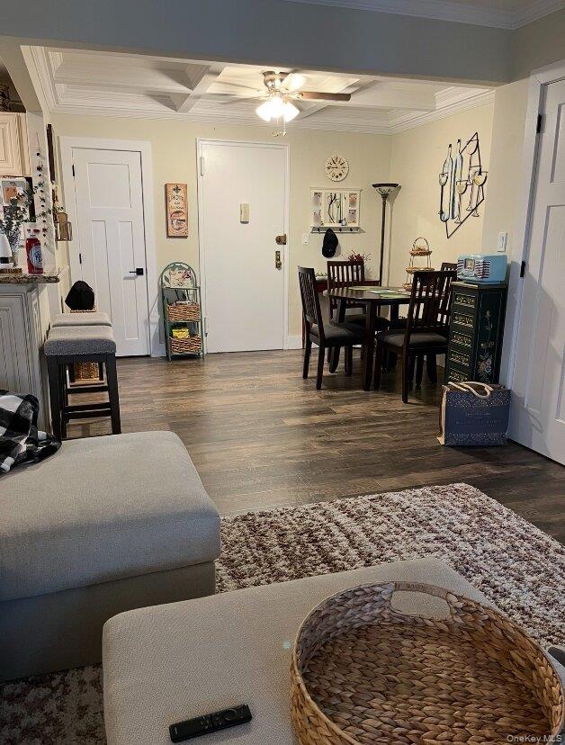 210 E Broadway 6j Property Photo 7