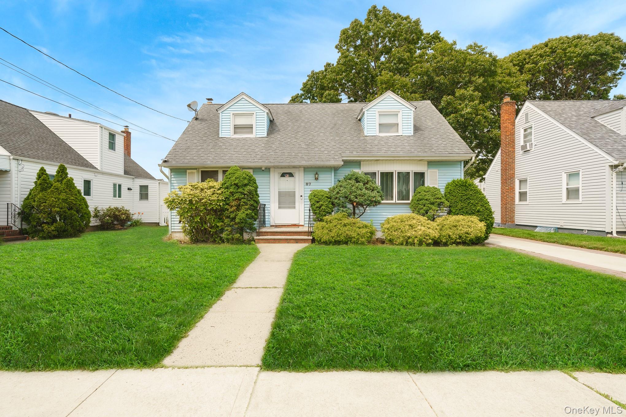 87 E Fenimore Street Property Photo 1