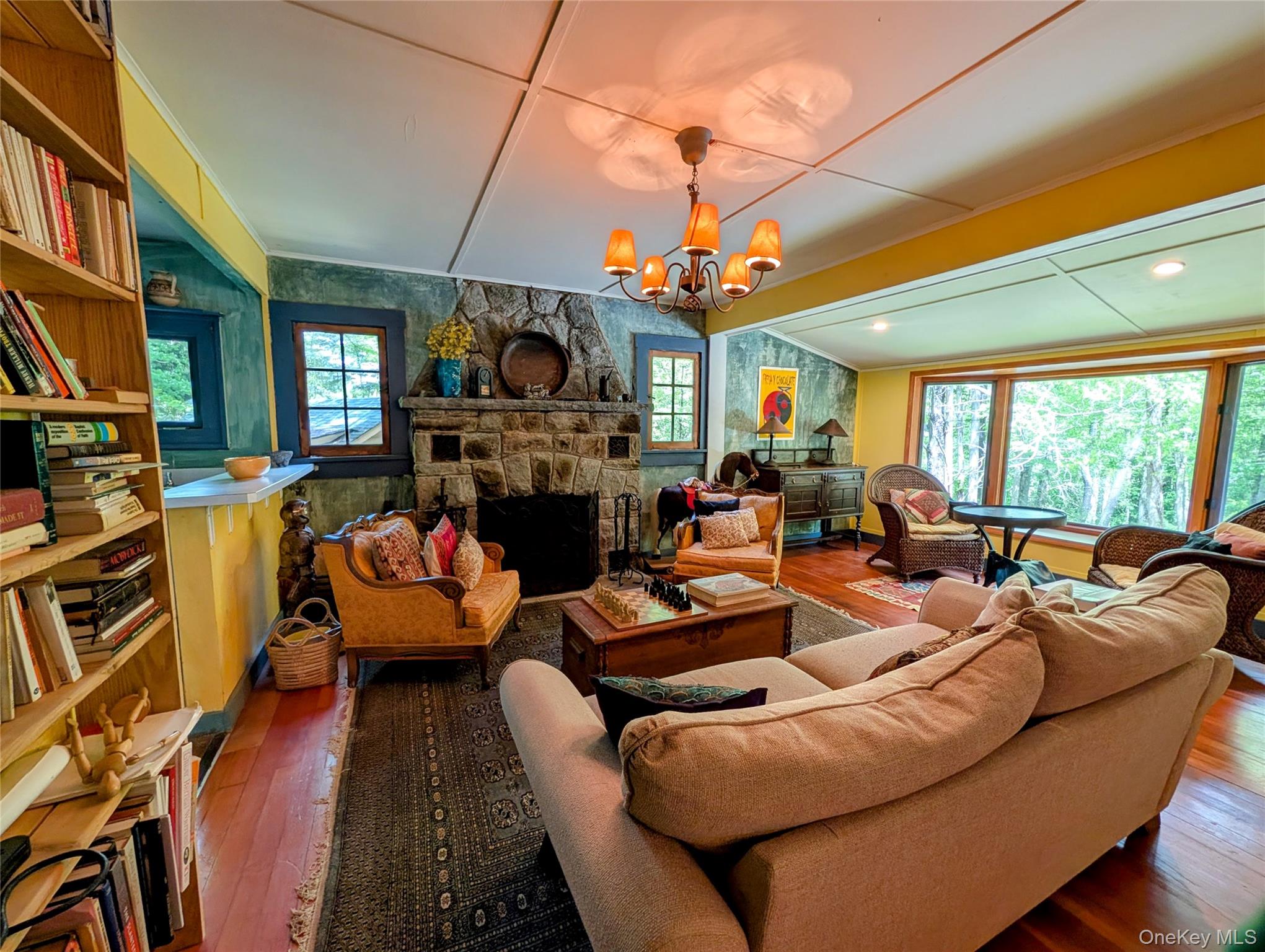 628 Lake Shore Drive Property Photo 8