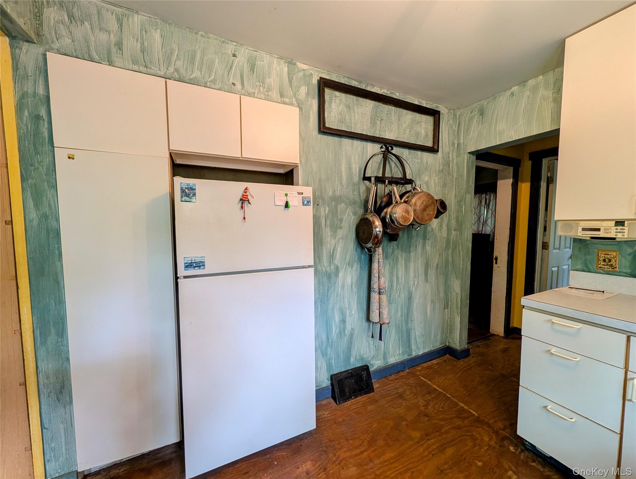 628 Lake Shore Drive Property Photo 15