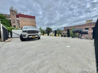 365 E 197th Street Property Photo 5