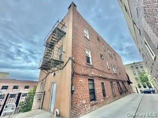 365 E 197th Street Property Photo 6