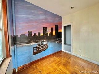 365 E 197th Street Property Photo 25